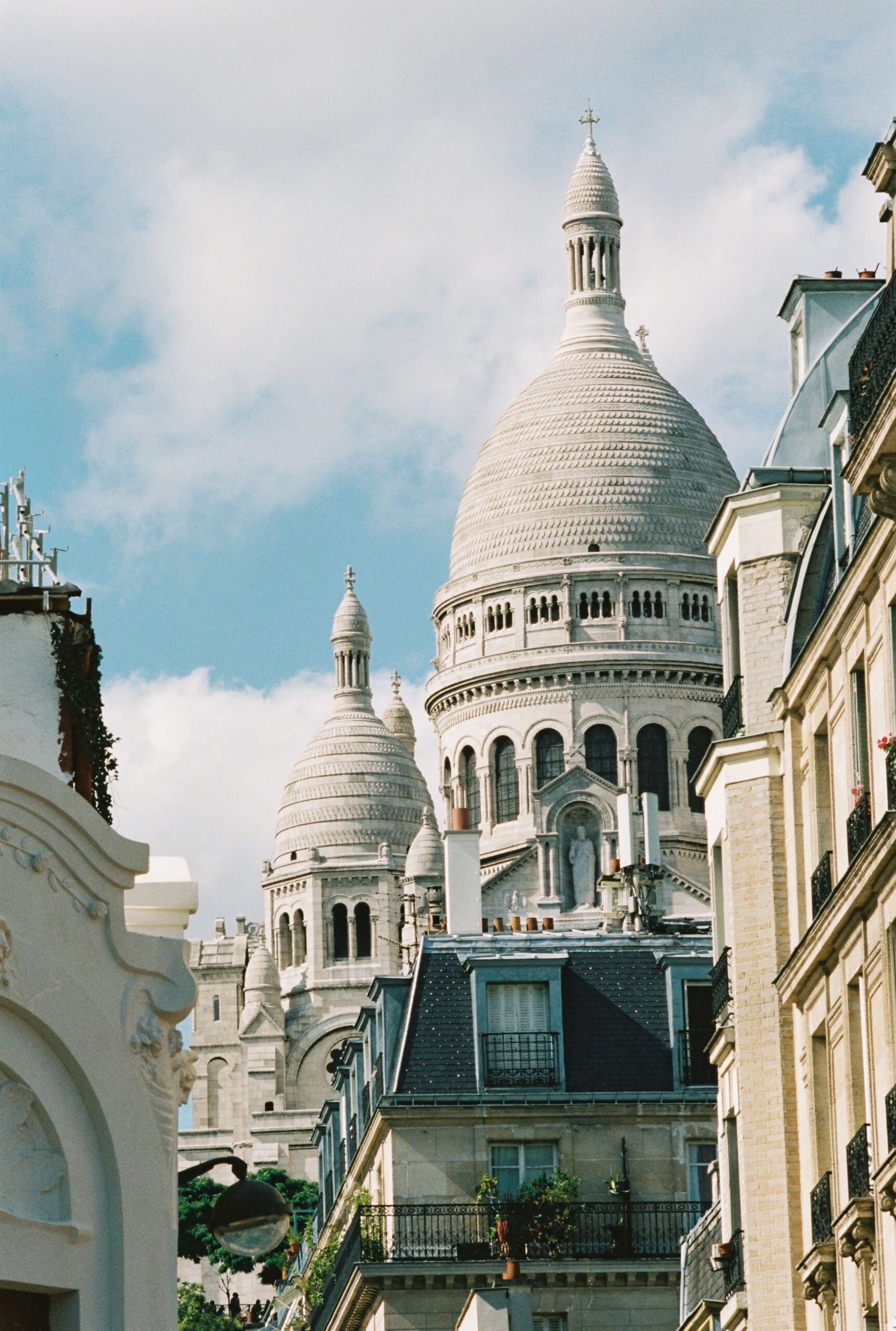 souvenirs de Paris idée cadeau tabliers offir Montmartre ZEZETE by Montmartre